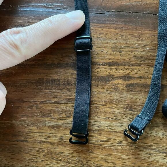 Pair of Black Adjustable Bra Straps - Picture 2 of 4